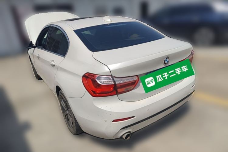 Used BMW 1 Series 2018 118i Sport Edition Rear Left 45 Deg