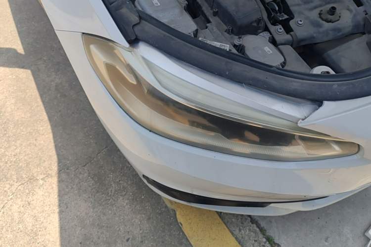 Used BMW 1 Series 2018 118i Sport Edition Right Front Headlight