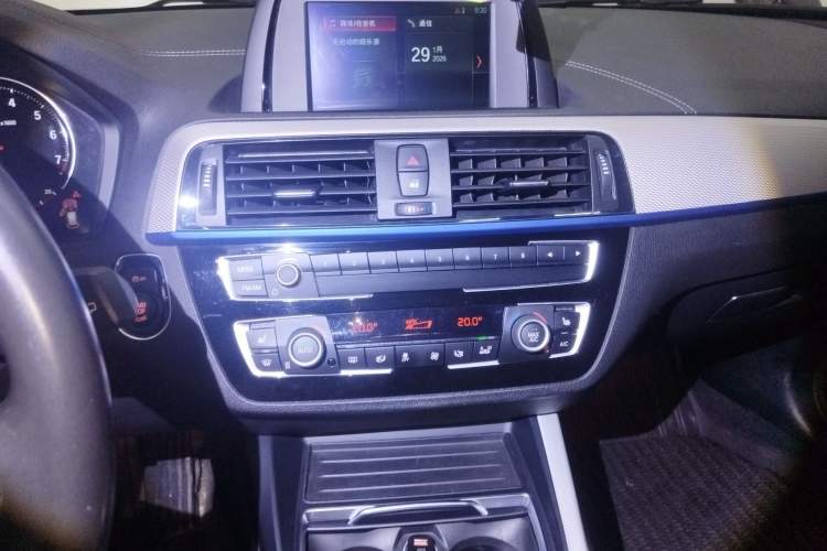 Used BMW 1 Series 2018 120i M Sport Package Audio And AC Panel