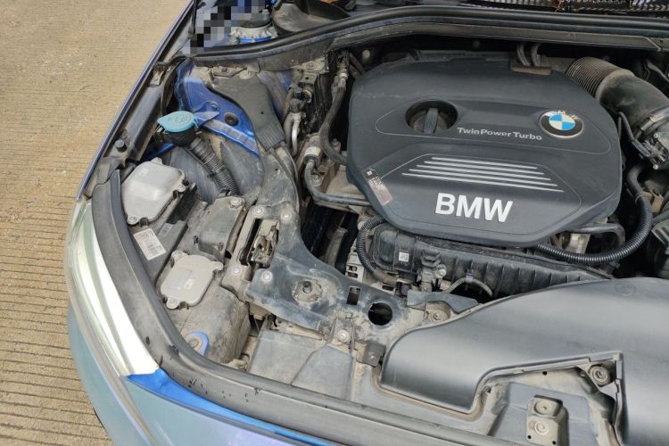 Used BMW 1 Series 2018 118i Sport Edition Engine Bay Right