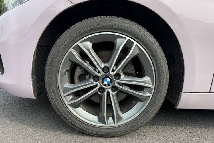 Used BMW 1 Series 2018 118i Sport Edition Exterior 3