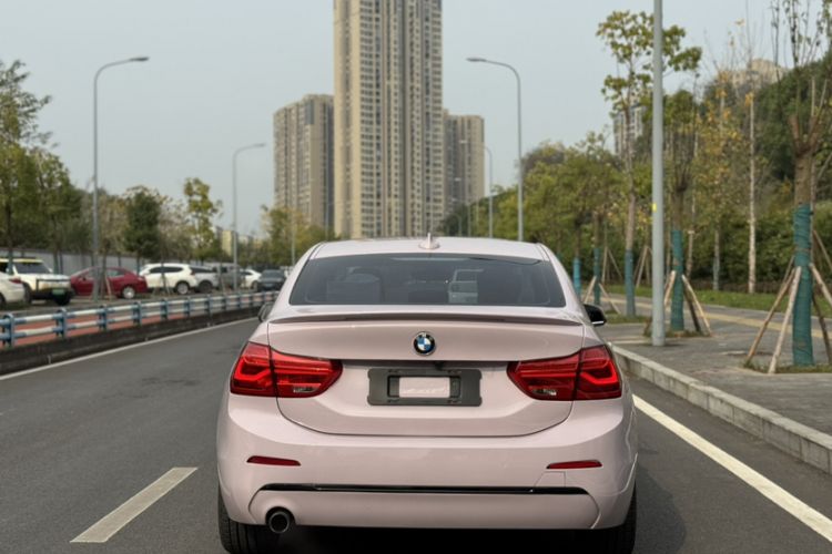 Used BMW 1 Series 2018 118i Sport Edition Exterior 6