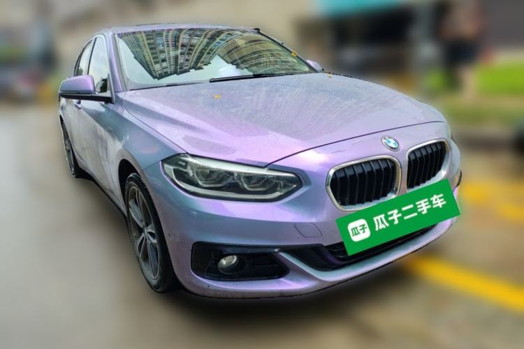 Used BMW 1 Series 2018 118i Sport Edition Front Right 45 Deg