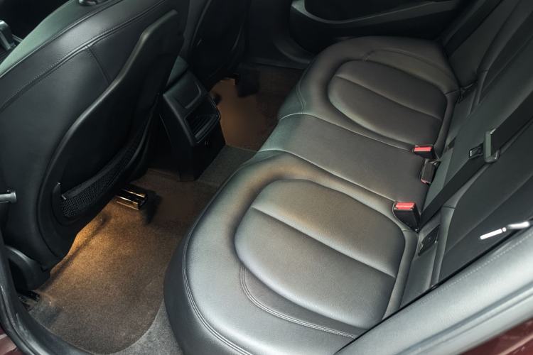 Used BMW 1 Series 2018 118i Sport Edition Interior 2