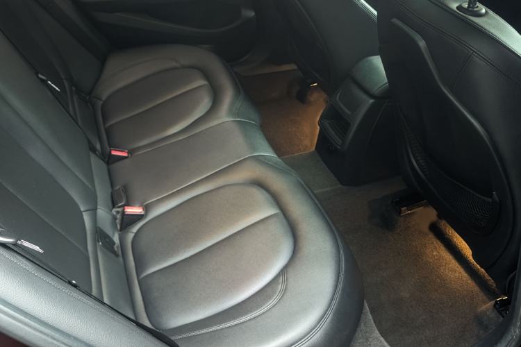 Used BMW 1 Series 2018 118i Sport Edition Interior 5