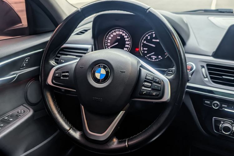 Used BMW 1 Series 2018 118i Sport Edition Interior 8