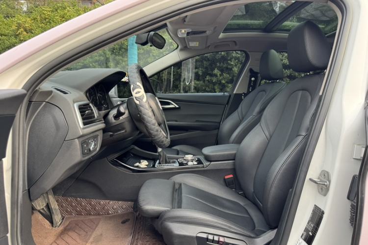 Used BMW 1 Series 2018 118i Sport Edition Left Front Seat
