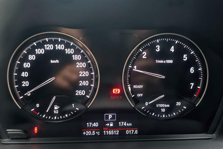 Used BMW 1 Series 2018 118i Sport Edition Odometer Close Up