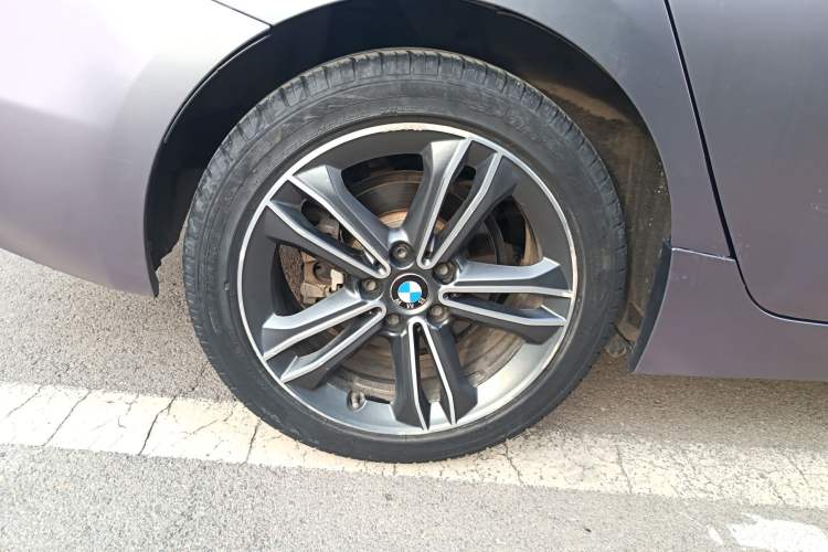 Used BMW 1 Series 2018 118i Sport Edition Right Rear Wheel Hub