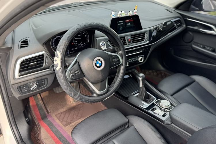 Used BMW 1 Series 2018 118i Sport Edition Steering Wheel
