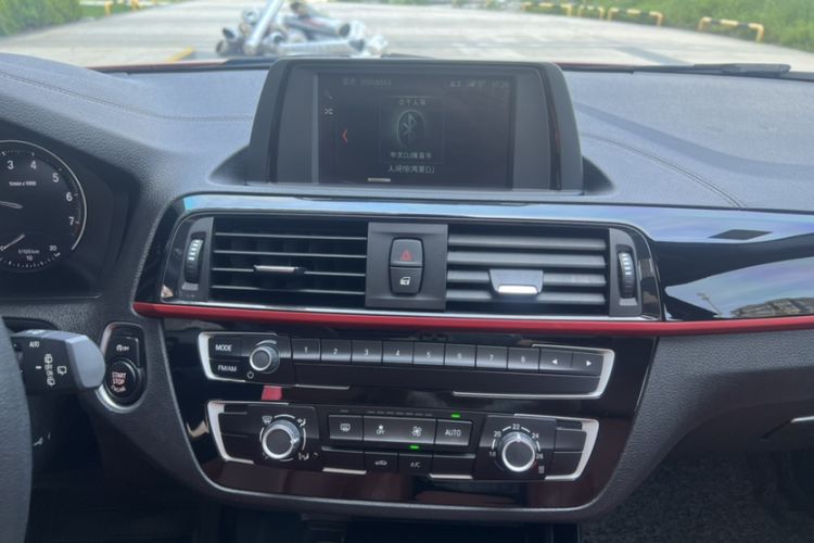 Used BMW 1 Series 2018 118i Sport Design Package Audio And AC Panel