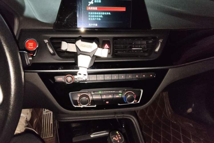 Used BMW 1 Series 2018 118i Sport Edition Audio And AC Panel