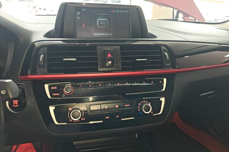 Used BMW 1 Series 2018 118i Sport Design Package Audio And AC Panel