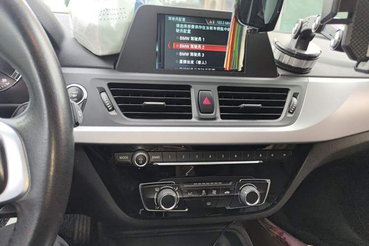 Used BMW 1 Series 2018 Revised 118i Fashion Edition Audio And AC Panel