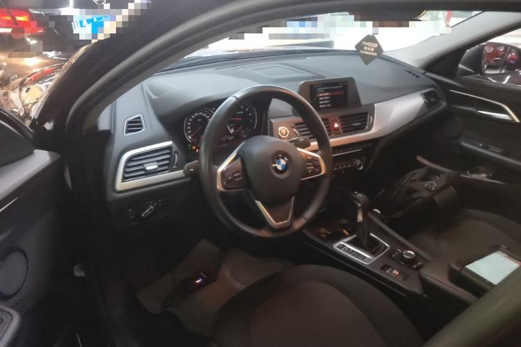 Used BMW 1 Series 2018 118i Fashion Model Center Console