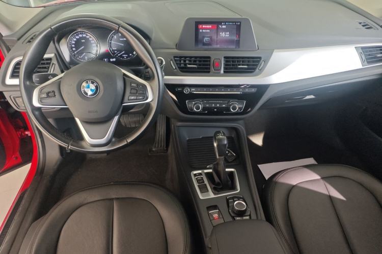 Used BMW 1 Series 2018 118i Fashion Model Center Console