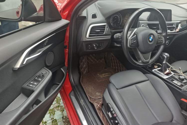 Used BMW 1 Series 2018 118i Sport Edition Driver Seat