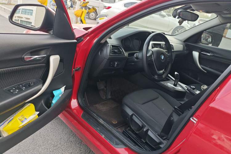 Used BMW 1 Series 2018 118i Leading Model Driver Seat