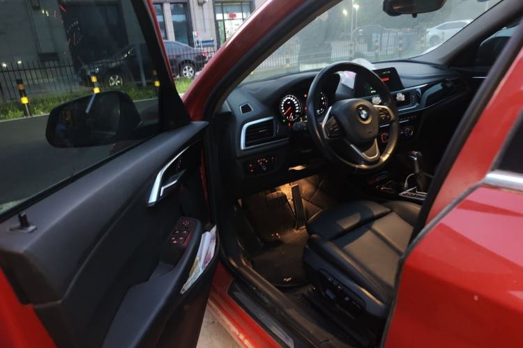 Used BMW 1 Series 2018 118i Sport Edition Driver Seat