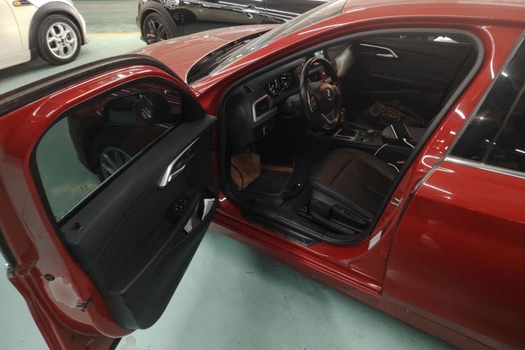 Used BMW 1 Series 2018 Revised 118i Fashion Edition Driver Seat