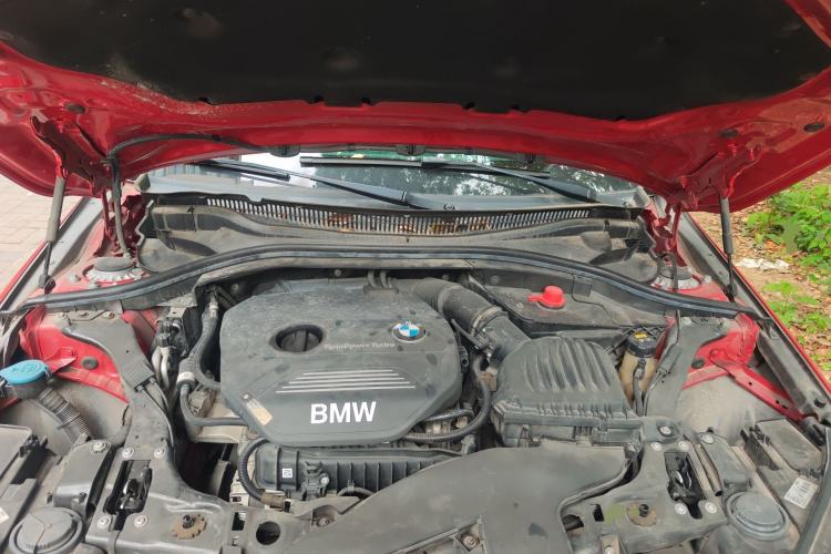 Used BMW 1 Series 2018 118i Fashion Model Engine Bay