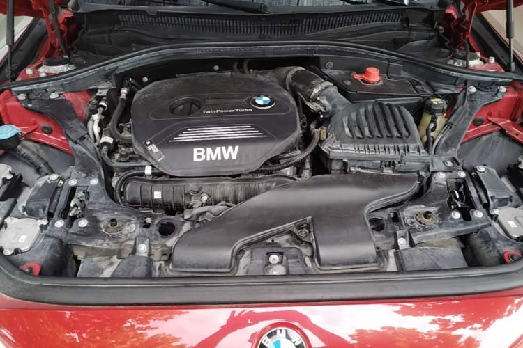 Used BMW 1 Series 2018 120i Design Package Model Engine Bay