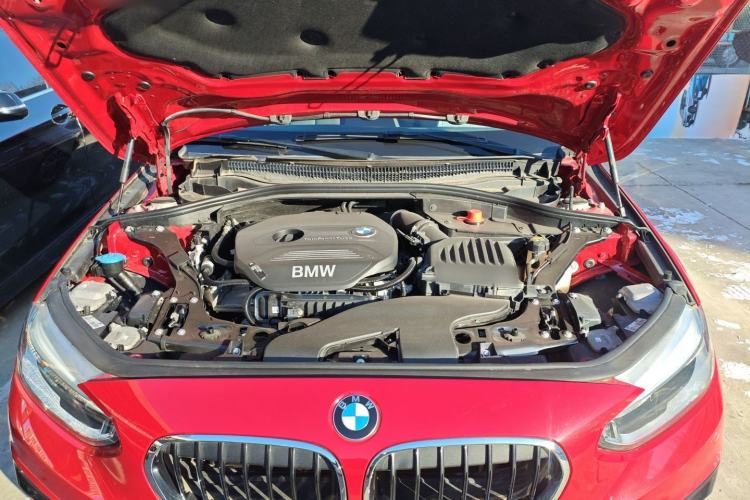 Used BMW 1 Series 2018 118i Sport Edition Engine Bay