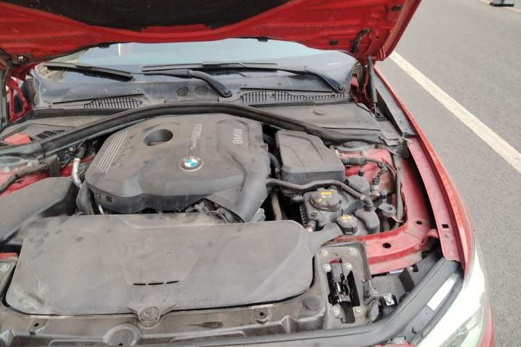 Used BMW 1 Series 2018 120i M Sport Package Engine Bay Left
