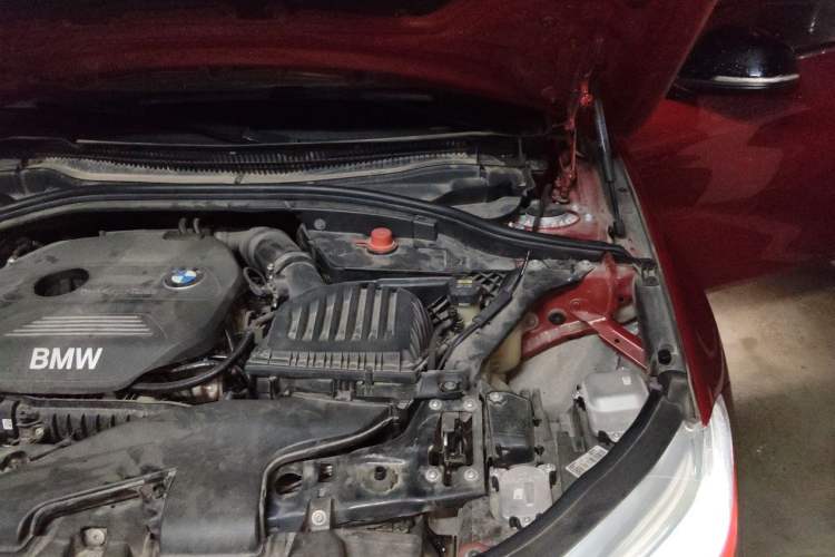 Used BMW 1 Series 2018 118i Sport Edition Engine Bay Left