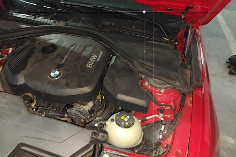 Used BMW 1 Series 2018 118i Leading Model Engine Bay Left