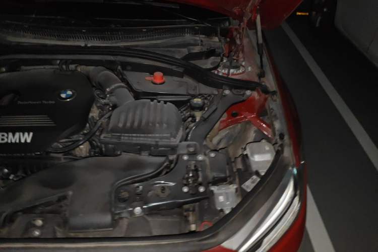 Used BMW 1 Series 2018 Facelifted 118i Sport Edition Engine Bay Left