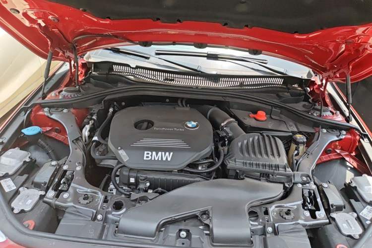 Used BMW 1 Series 2018 118i Sport Edition Engine Bay