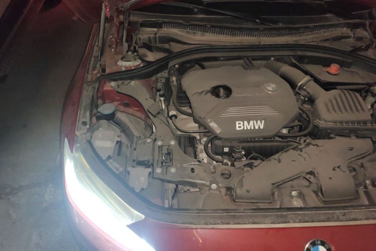 Used BMW 1 Series 2018 118i Sport Edition Engine Bay Right