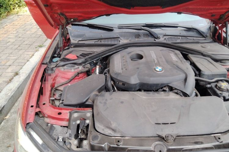 Used BMW 1 Series 2018 120i M Sport Package Engine Bay Right