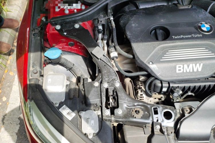 Used BMW 1 Series 2018 118i Sport Edition Engine Bay Right
