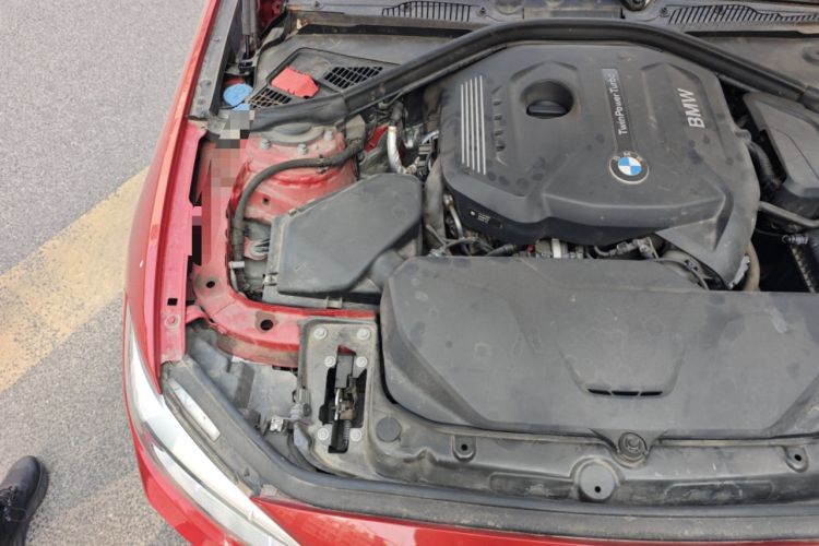 Used BMW 1 Series 2018 120i M Sport Package Engine Bay Right