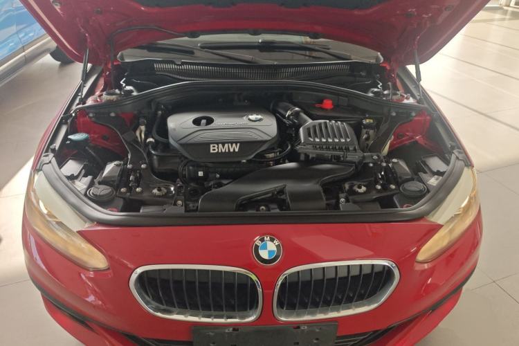 Used BMW 1 Series 2018 118i Fashion Model Engine Bay