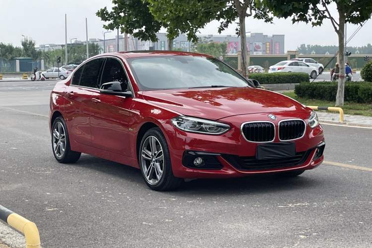 Used BMW 1 Series 2018 118i Sport Edition Exterior 2