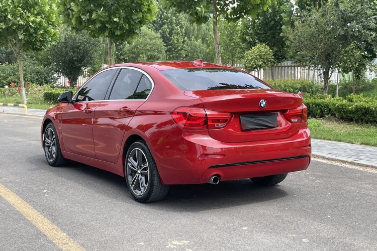 Used BMW 1 Series 2018 118i Sport Edition Exterior 3