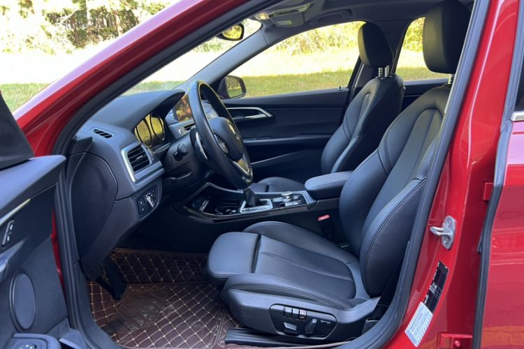 Used BMW 1 Series 2018 120i Design Package Model Exterior 5