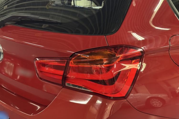 Used BMW 1 Series 2018 120i M Sport Package Exterior 6