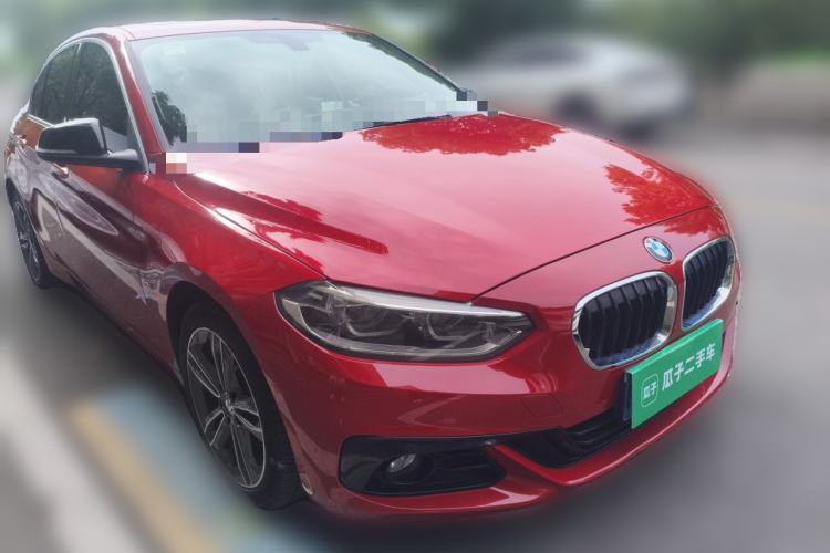 Used BMW 1 Series 2018 118i Sport Edition Front Right 45 Deg