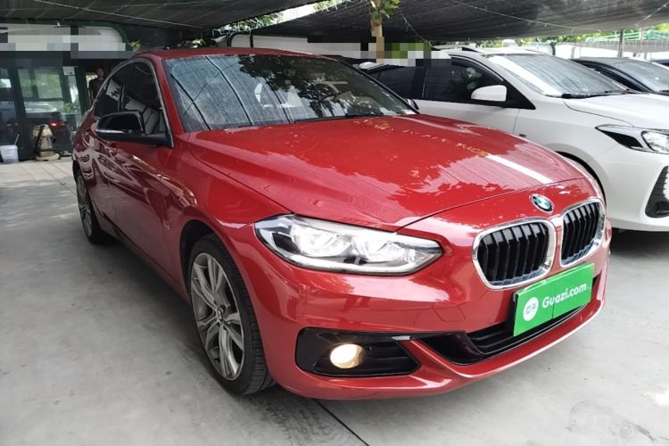 Used BMW 1 Series 2018 120i Design Package Model Front Right 45 Deg