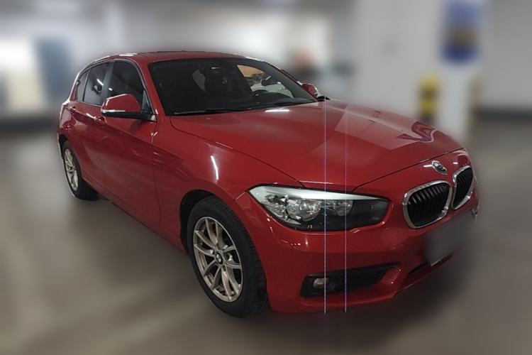 Used BMW 1 Series 2018 118i Leading Model Front Right 45 Deg