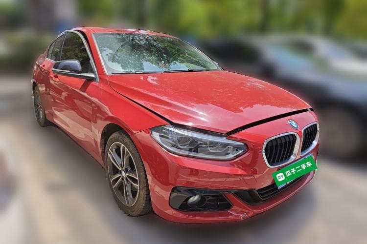 Used BMW 1 Series 2018 118i Sport Edition Front Right 45 Deg