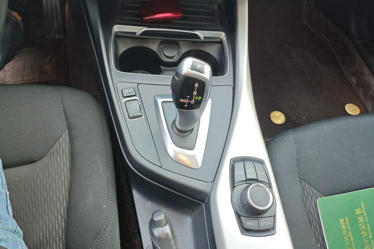 Used BMW 1 Series 2018 118i Leading Model Gear Lever