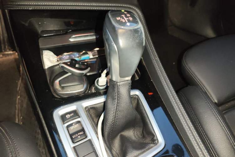 Used BMW 1 Series 2018 118i Sport Edition Gear Lever
