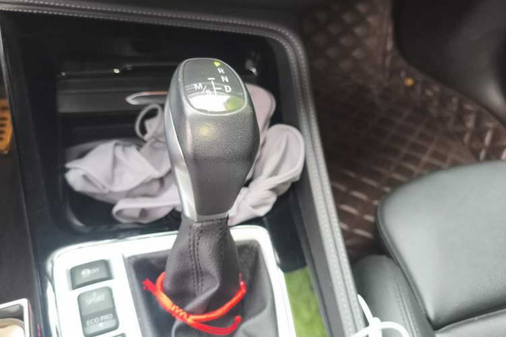 Used BMW 1 Series 2018 118i Sport Edition Gear Lever