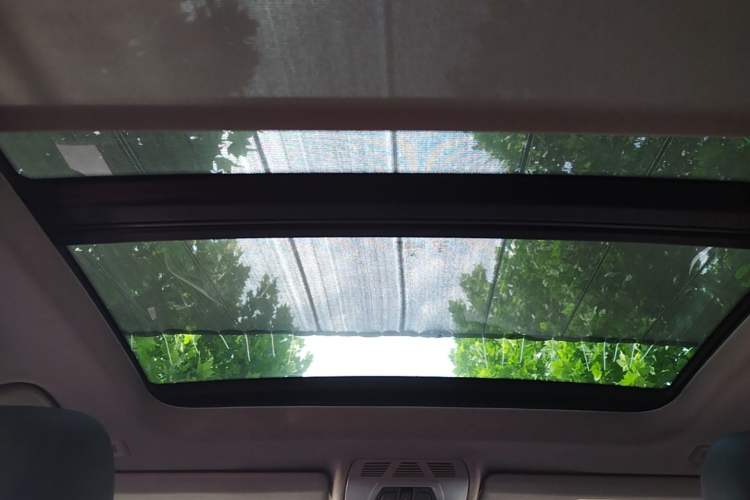 Used BMW 1 Series 2018 120i Design Package Model Headliner