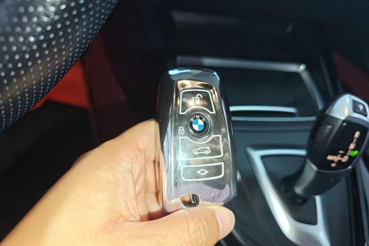 Used BMW 1 Series 2018 118i Sport Design Package Interior 1
